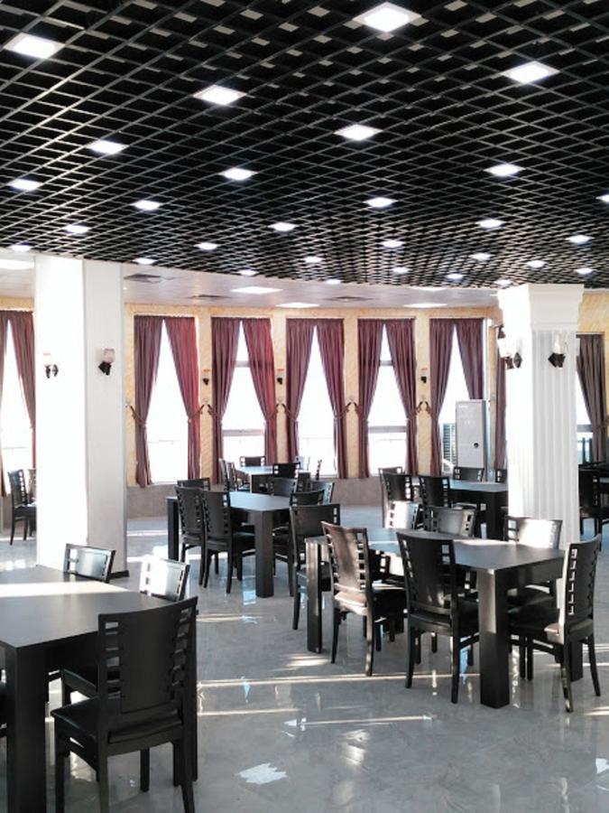 באטומי Penthouse Hotel מראה חיצוני תמונה