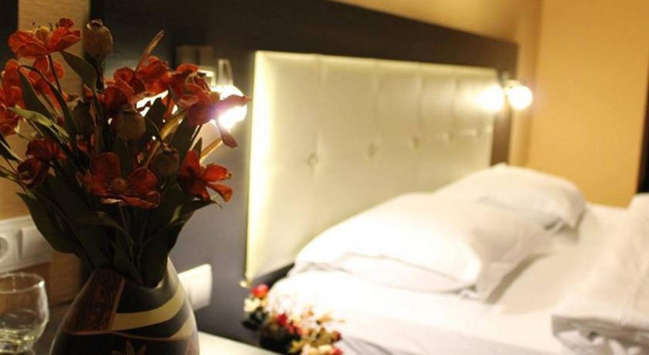 באטומי Penthouse Hotel מראה חיצוני תמונה