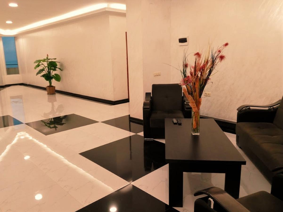 באטומי Penthouse Hotel מראה חיצוני תמונה
