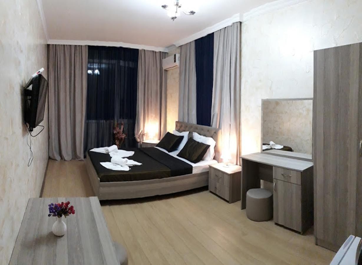 באטומי Penthouse Hotel מראה חיצוני תמונה