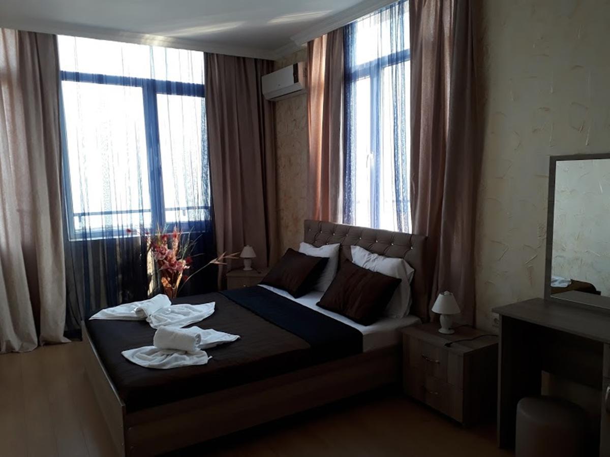 באטומי Penthouse Hotel מראה חיצוני תמונה