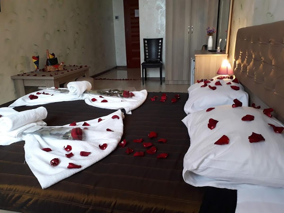 באטומי Penthouse Hotel מראה חיצוני תמונה