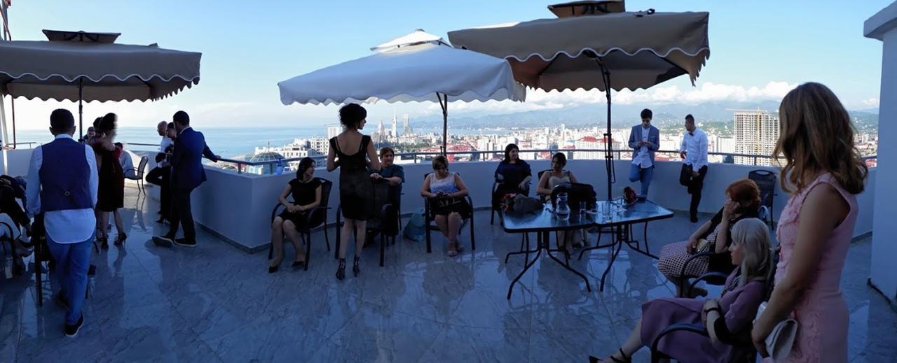 באטומי Penthouse Hotel מראה חיצוני תמונה